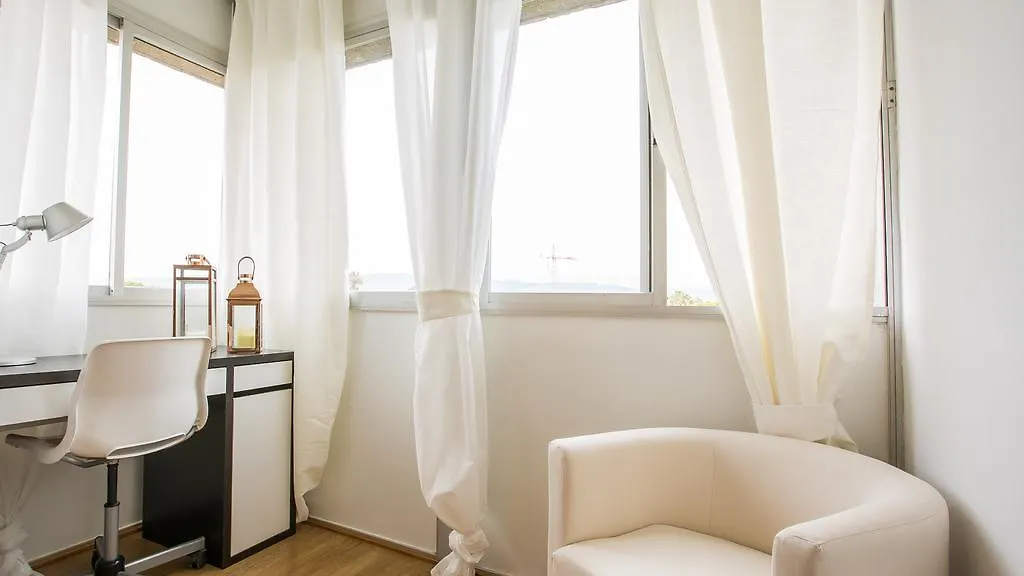Gava 2 Beachfront Penthouse