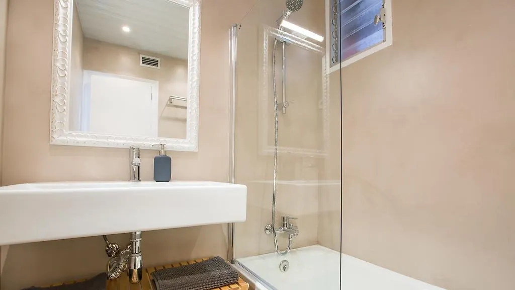 Apartment Gava 2 Beachfront Penthouse