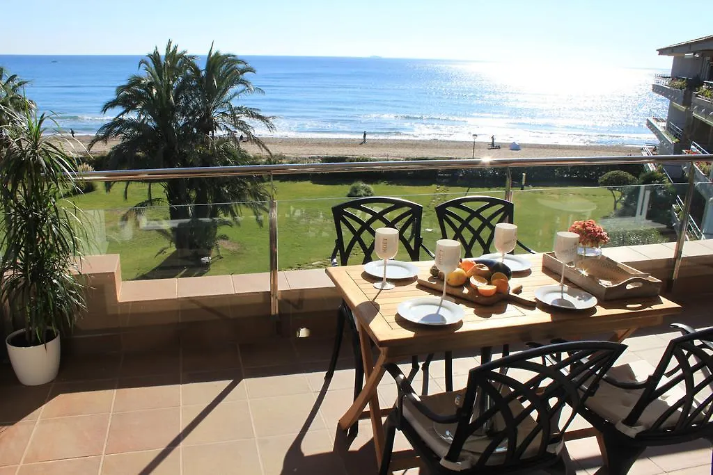 Gava 2 Beachfront Penthouse 0*,