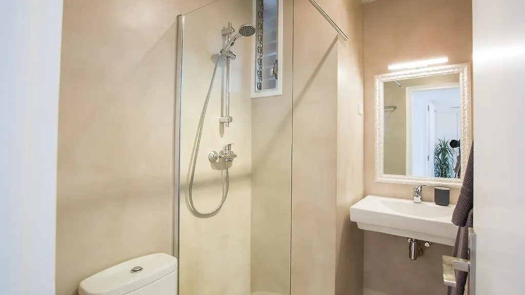 Gava 2 Beachfront Penthouse Apartament